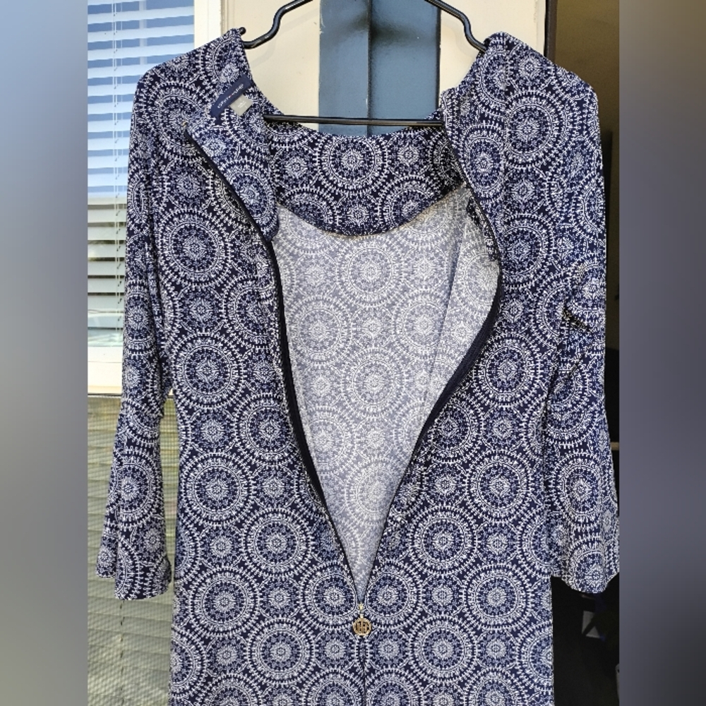 Tommy Hilfiger Blue White Medallion Print Shift Dress – Women’s Size 4 - Picture 8 of 10